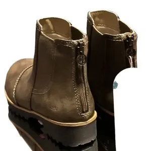 JBU Women's Peacock Water Resistant Ankle Boot - Brown, Size 7 - Sporty Chelsea Motorcycle Style - View #14